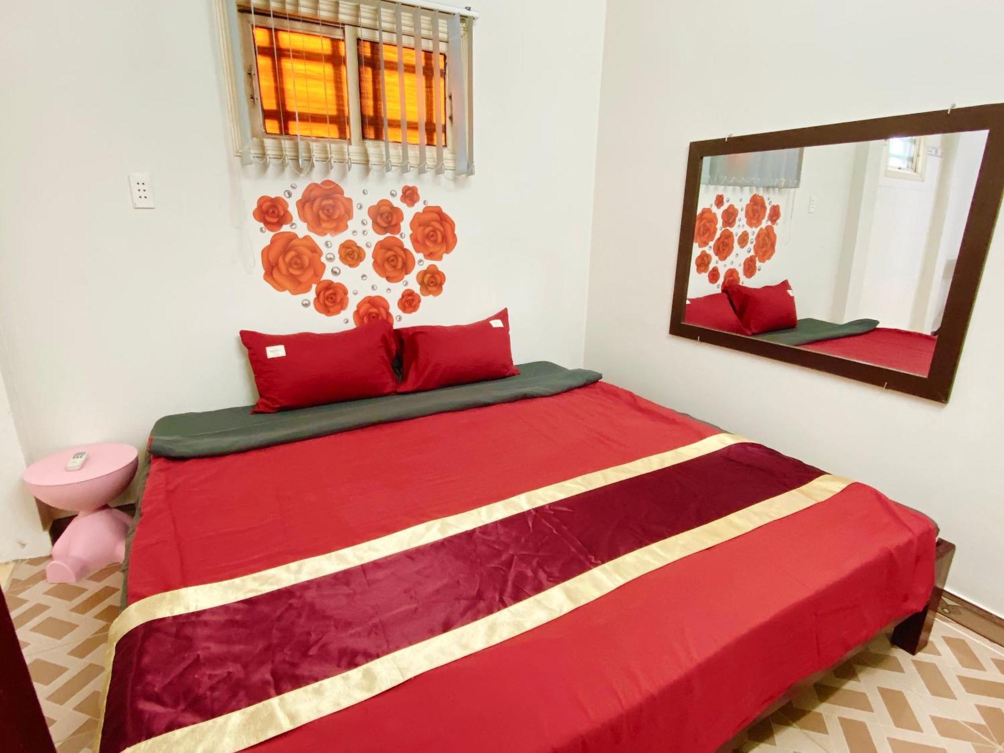 Dk House Homestay Хойан Экстерьер фото